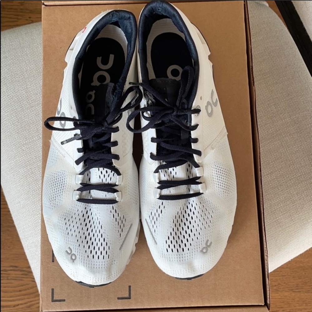 ON Cloud X Running 7.5